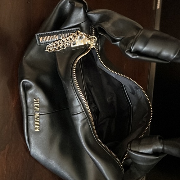 Small Steve Madden bag - Picture 2 of 6